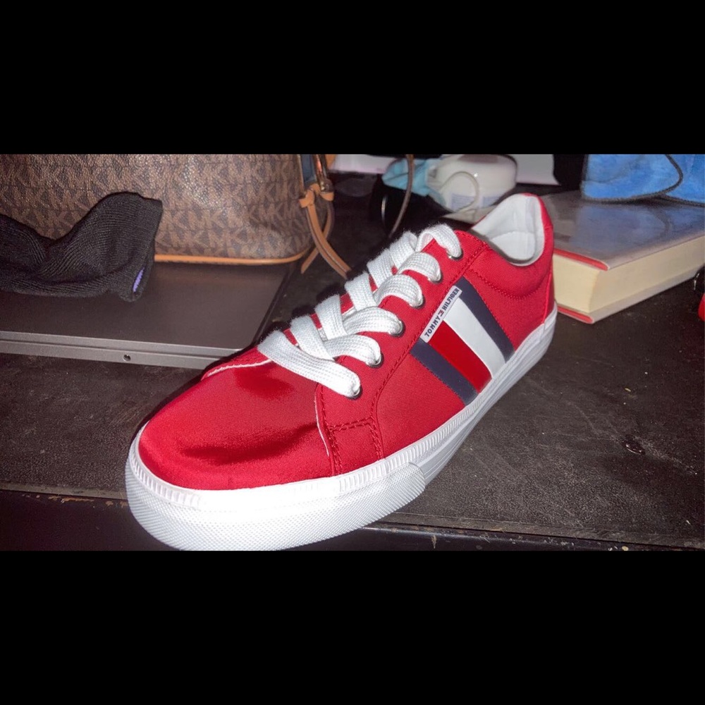 Tommy Hilfiger shoes brand new never worn